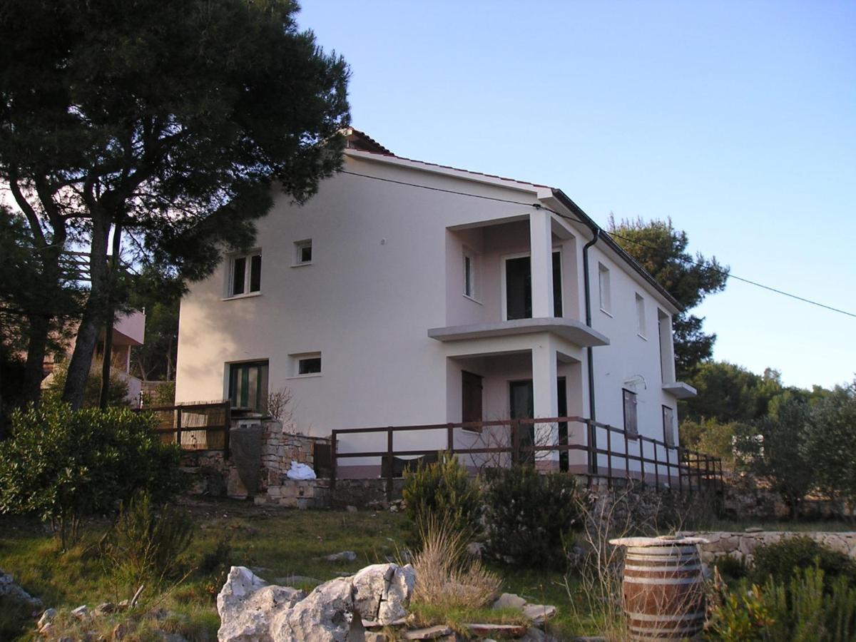 Apartmani Huljic Stari Grad  Exterior foto